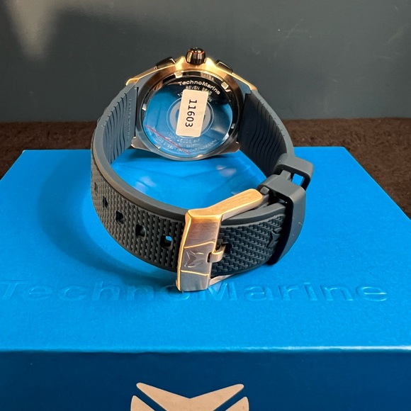 TechnoMarine Seven Seas Sport Men’s Watch-44mm-TM725025 Navy&Gold Chrono(NWT) - Picture 8 of 12